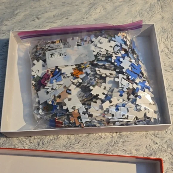 Snoopy Peanuts Winter Skating Fun 500 Piece Puzzle - Picture 2 of 3